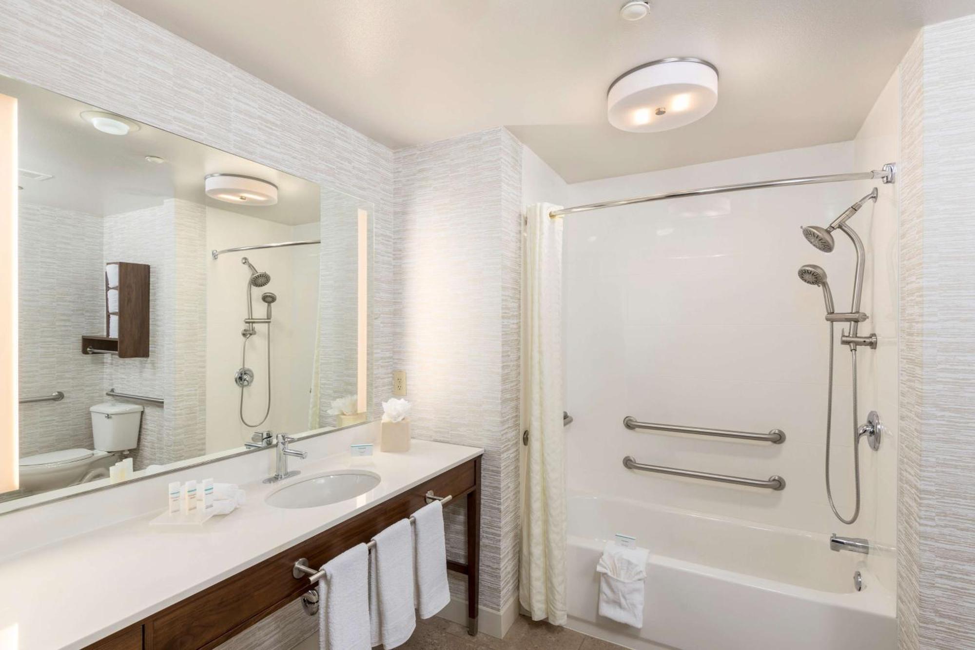 Homewood Suites By Hilton Mount Laurel Exterior photo